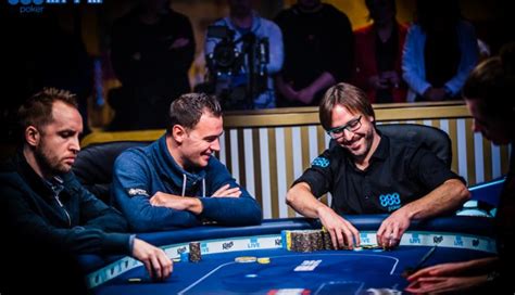 Counting Down the Top 7 Most Famous Poker Hands .